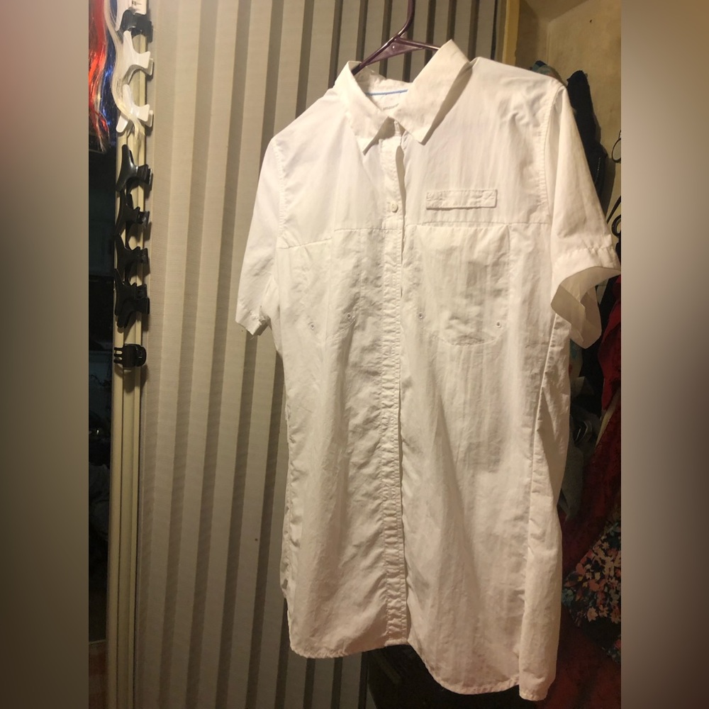 Mens l Amazon essentials whit fishing shirt
